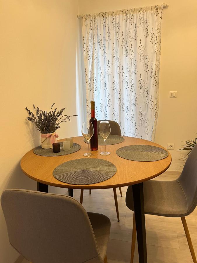 Apartment A & N With Free Private Parking Πούλα Εξωτερικό φωτογραφία
