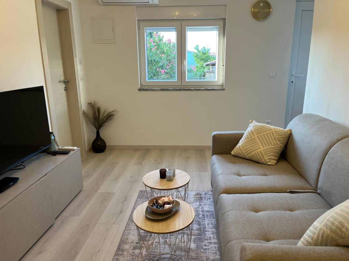Apartment A & N With Free Private Parking Πούλα Εξωτερικό φωτογραφία